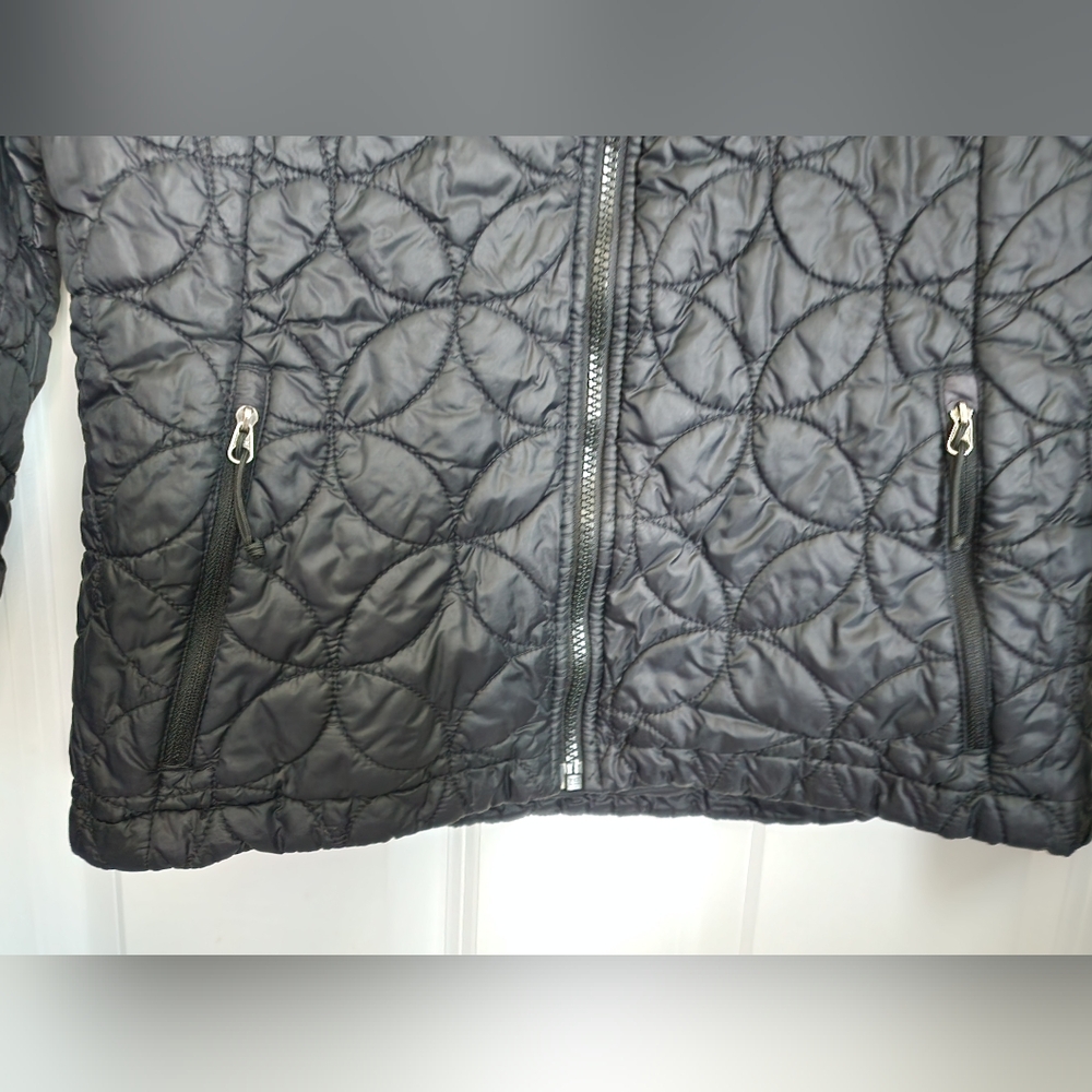 Item #:114 North Face Soft Shell Patterned Black - image 4